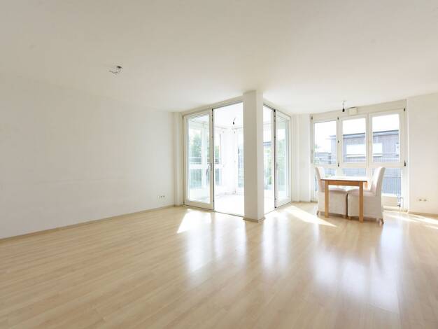Wohnung zur Miete 900 € 2 Zimmer 60 m² frei ab sofort Burgholzhof Bad Cannstatt 70376