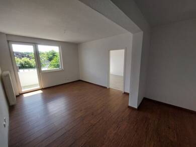 Wohnung zur Miete 400 € 2 Zimmer 66,1 m² 2. Geschoss frei ab sofort Bahnhofstraße 27 Westerholt Herten 45701