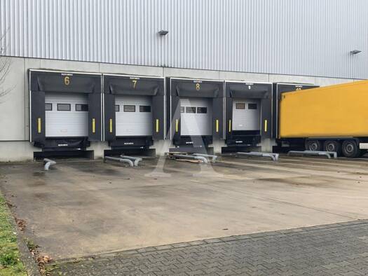Halle/Industriefläche zur Miete 6,40 € 11.352 m² Lagerfläche teilbar ab 11.352 m² Strümp Meerbusch 40670