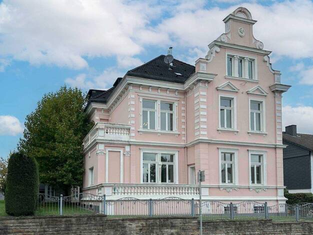 Villa zum Kauf 695.000 € 11 Zimmer 231,7 m² 667,3 m² Grundstück frei ab sofort Saarn/Mintard Mülheim an der Ruhr 45481