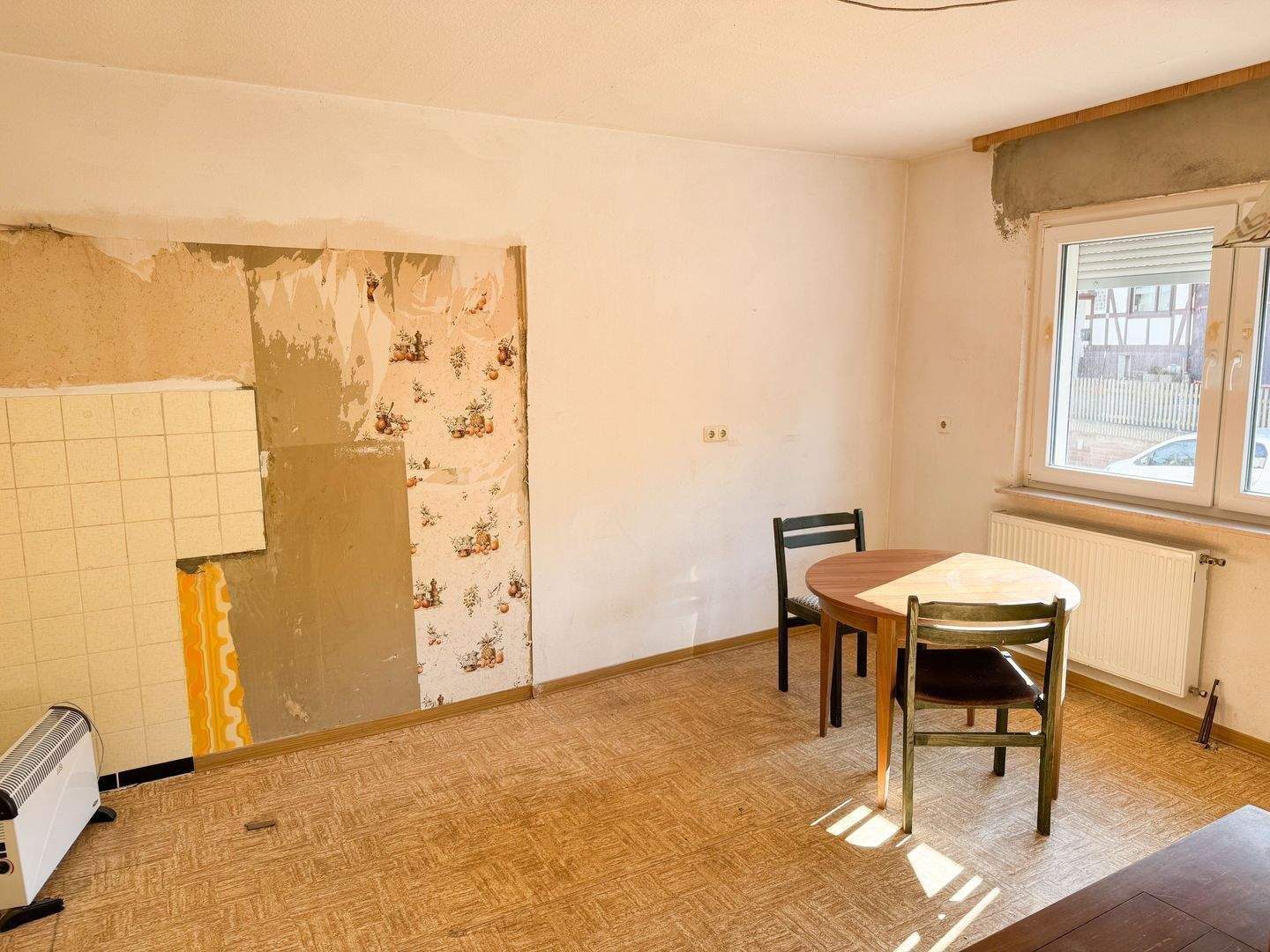 Immobilie in Großalmerode - Projekt für Handwerker: Massiv gebautes Einfamilienhaus in Rommerode - Bild 4