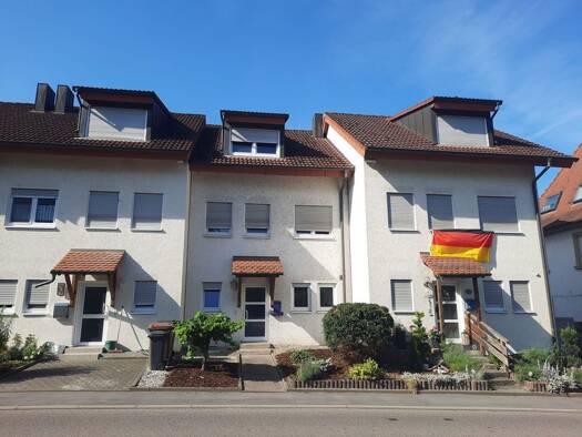 Reihenendhaus zum Kauf 320.000 € 7 Zimmer 120 m² 165 m² Grundstück frei ab sofort Waibstadter Straße 13/7 Neckarbischofsheim 74924