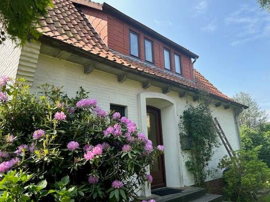Haus zum Kauf 250.000 € 3,5 Zimmer 110 m² 808 m² Grundstück Brande-Hörnerkirchen 25364