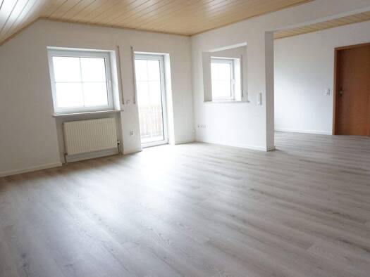 Wohnung zur Miete 950 € 4 Zimmer 100 m² 1. Geschoss Poppenricht 92284