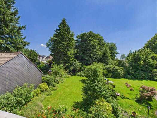 Studio zur Miete 825 € 3 Zimmer 75 m² 3. Geschoss frei ab 01.02.2026 Gräfrath Solingen 42653