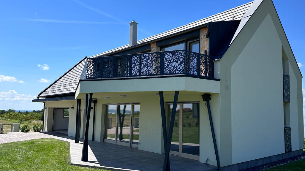 Einfamilienhaus zum Kauf 612.900 € 5 Zimmer 206 m² 1.240 m² Grundstück frei ab sofort Cserszegtomaj 8372