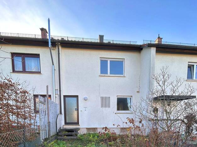 Reihenmittelhaus zum Kauf 320.000 € 4 Zimmer 83,5 m² 156 m² Grundstück Gerlingen 70839