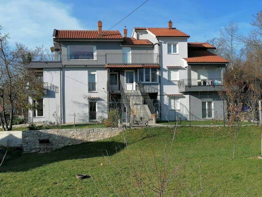 Haus zum Kauf 800.000 € 6 Zimmer 2.150 m² Matulji