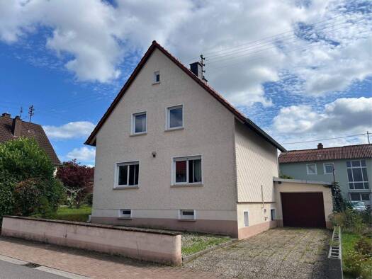 Haus zum Kauf 169.000 € 120 m² 574 m² Grundstück Höheinöd 66989