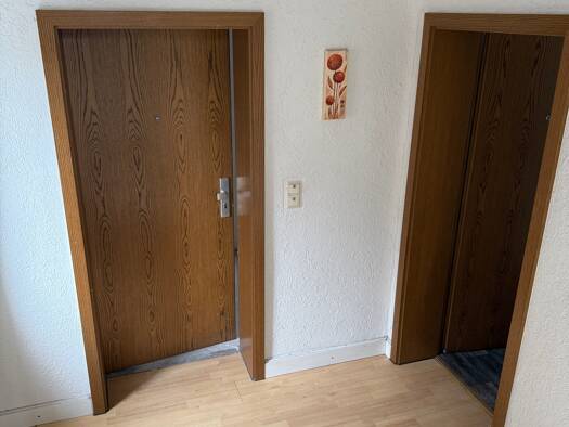 Studio zur Miete 300 € 1 Zimmer 36 m² Geschoss 1/2 frei ab 01.03.2026 Kniestr. 3 Eisenheim Oberhausen 46117