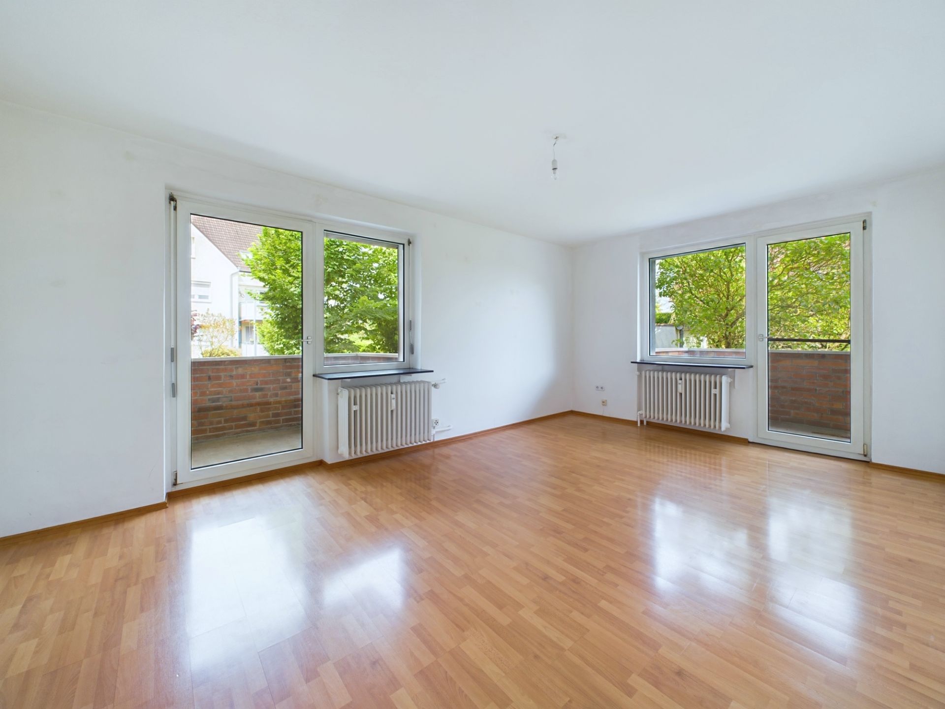 Wohnung zum Kauf 210.000 € 4 Zimmer 90 m²<br/>Wohnfläche 1.<br/>Geschoss Burgdorf - Ost Burgdorf 31303