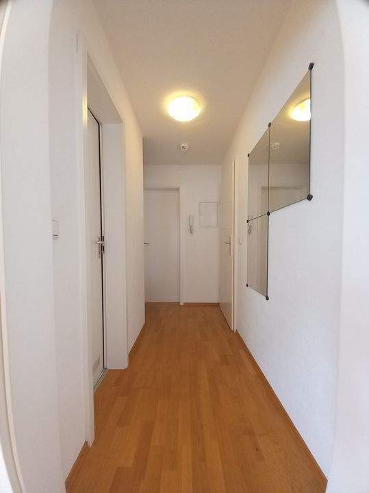 Immobilie in Nördlingen - 2 Zimmer Wohnung mit Garagenstellplatz und Einbauküche in der Innenstadt - Bild 4