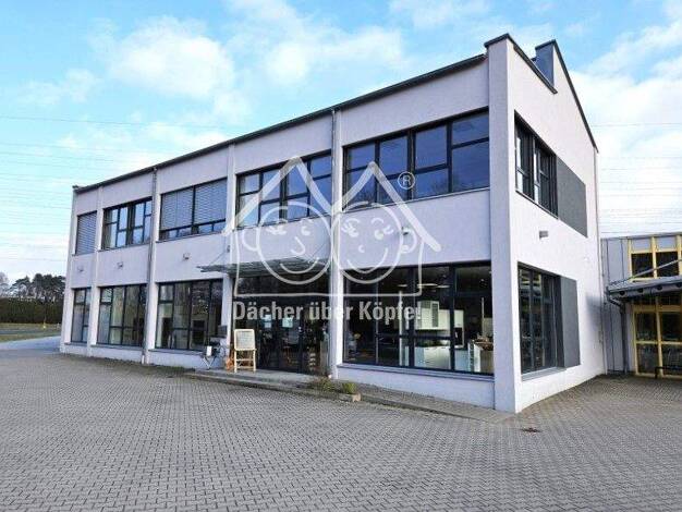 Bürofläche zur Miete 1.994 € 3 Zimmer 181 m² Bürofläche Wetzendorf Lauf 91207
