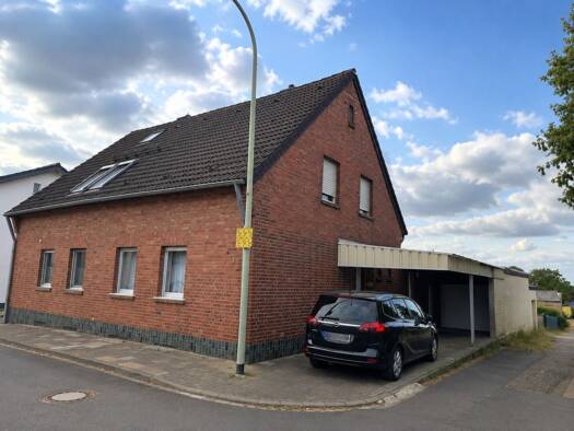 Haus zum Kauf 228.000 € 3 Zimmer 93,2 m² 244 m² Grundstück Zum Rosental 7 Huchem-Stammeln Niederzier 52382