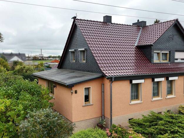 Doppelhaushälfte zum Kauf 159.000 € 4 Zimmer 114 m² 1.820 m² Grundstück Güsten 39439