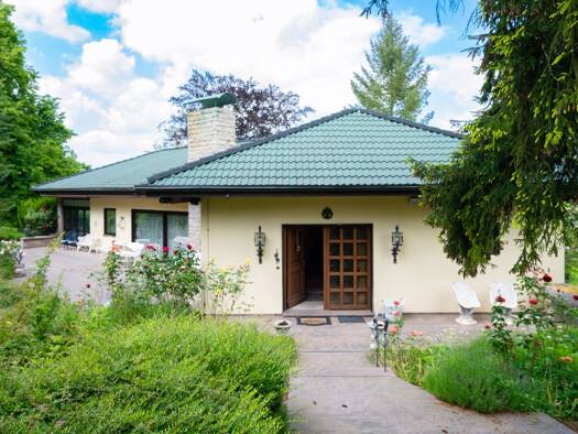 Villa zum Kauf 1.900.000 € 7 Zimmer 222,5 m² 4.570 m² Grundstück Zellerau Würzburg 97082