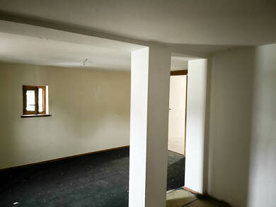 Bauernhaus zum Kauf 75.000 € 4 Zimmer 100 m² 2.050 m² Grundstück Frankenhausen Crimmitschau 08451