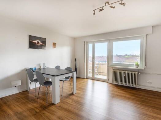 Wohnung zur Miete 790 € 2 Zimmer 54,1 m² Geschoss 3/5 frei ab sofort Bivangweg 18 Jestetten Jestetten 79798
