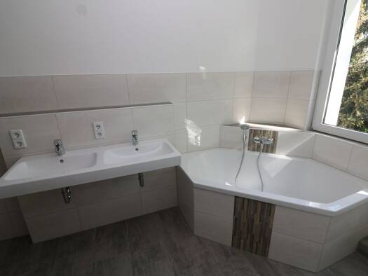 Wohnung zur Miete 769 € 4 Zimmer 105,5 m² 4. Geschoss Karl-Kegel-Straße 66 Freiberg 09599