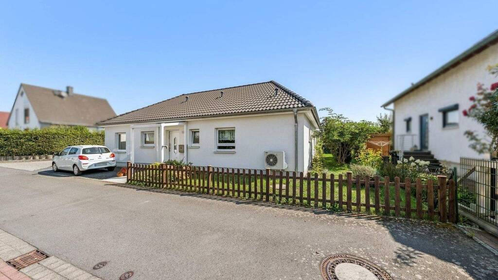 Bungalow zum Kauf 429.000 € 4 Zimmer 100 m² 352 m² Grundstück Lindheim Altenstadt 63674