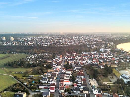 Einfamilienhaus zum Kauf 649.000 € 7 Zimmer 141 m² 593 m² Grundstück Kelsterbach 65451