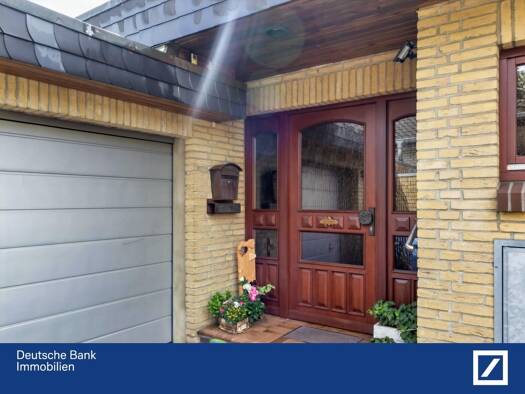 Haus zum Kauf 475.000 € 6 Zimmer 134 m² 823 m² Grundstück frei ab 20.09.2025 Elmshorn 25336
