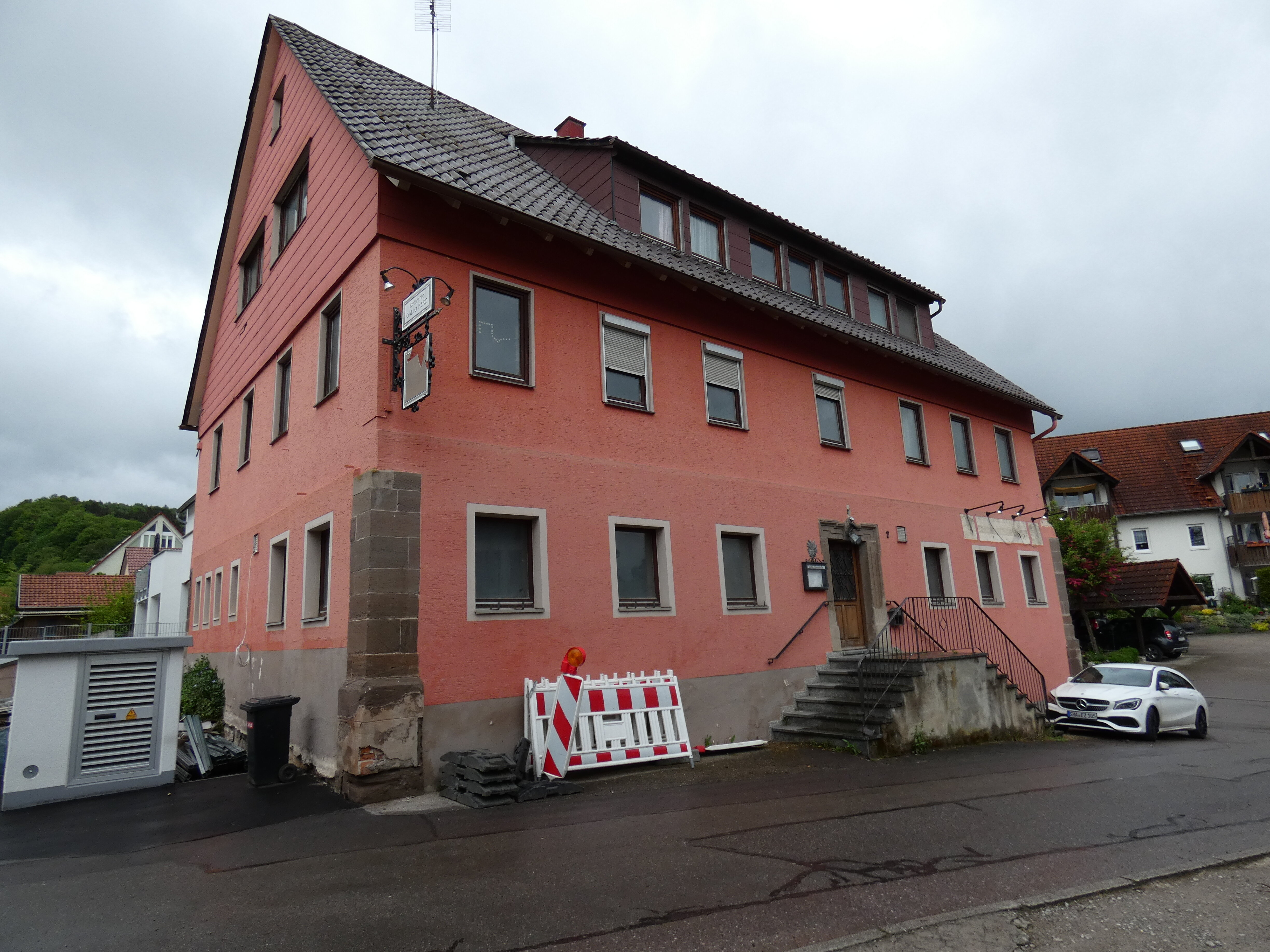 Mehrfamilienhaus zum Kauf 200.000 € 18 Zimmer 401 m²<br/>Wohnfläche 240 m²<br/>Grundstück Gailenkirchen Schwäbisch Hall 74523