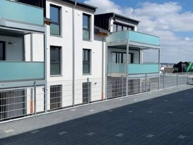 Wohnung zum Kauf provisionsfrei 299.000 € 4 Zimmer 90 m² Dachgeschoss, 2. Geschoss frei ab sofort Ansbacher Strasse 24 Aurach Aurach 91589
