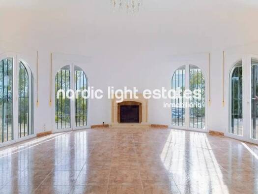 Chalet zum Kauf 495.000 € 4 Zimmer 216 m² Arenas 29753