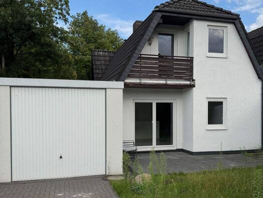 Doppelhaushälfte zur Miete 1.250 € 4 Zimmer 124 m² frei ab sofort Kirchhuchting Bremen 28259