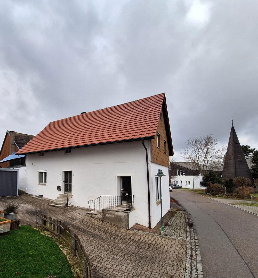 Einfamilienhaus zum Kauf provisionsfrei 199.000 € 6 Zimmer 140 m²<br/>Wohnfläche 502 m²<br/>Grundstück Baldern Bopfingen 73441