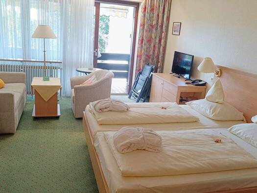 Wohnung zum Kauf 75.000 € 1 Zimmer 32 m² 3. Geschoss Bad Griesbach Bad Griesbach i.Rottal 94086
