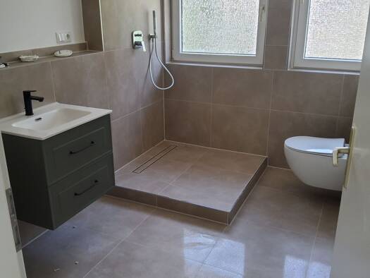 Wohnung zum Kauf 185.000 € 4 Zimmer 81,2 m² Robert-Koch-Straße 6 Hehlentor Celle 29223