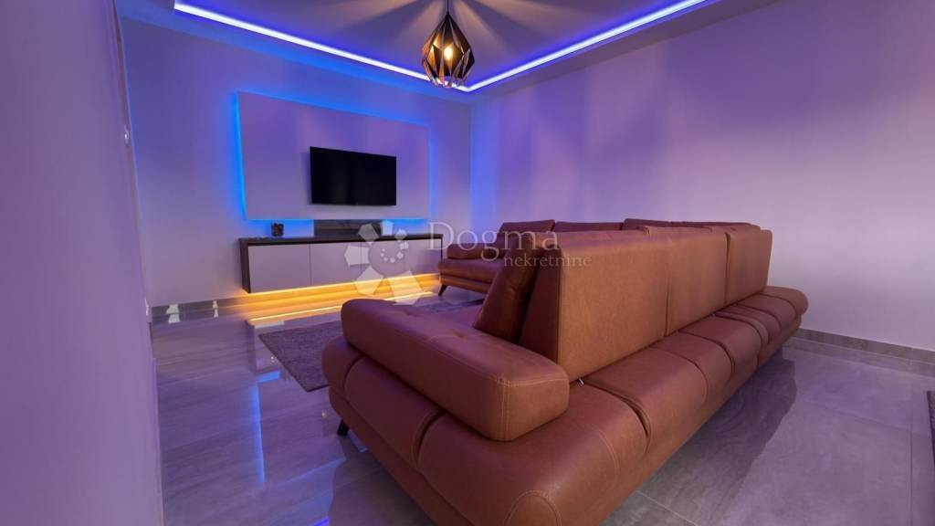 Wohnung zum Kauf 310.000 € 3 Zimmer 75 m² 3. Geschoss Staro Brestje