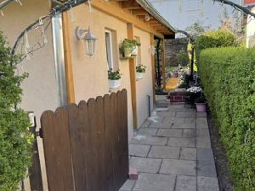 Bungalow zum Kauf 90.000 € 2 Zimmer 32 m² 148 m² Grundstück Neukölln Berlin 12051