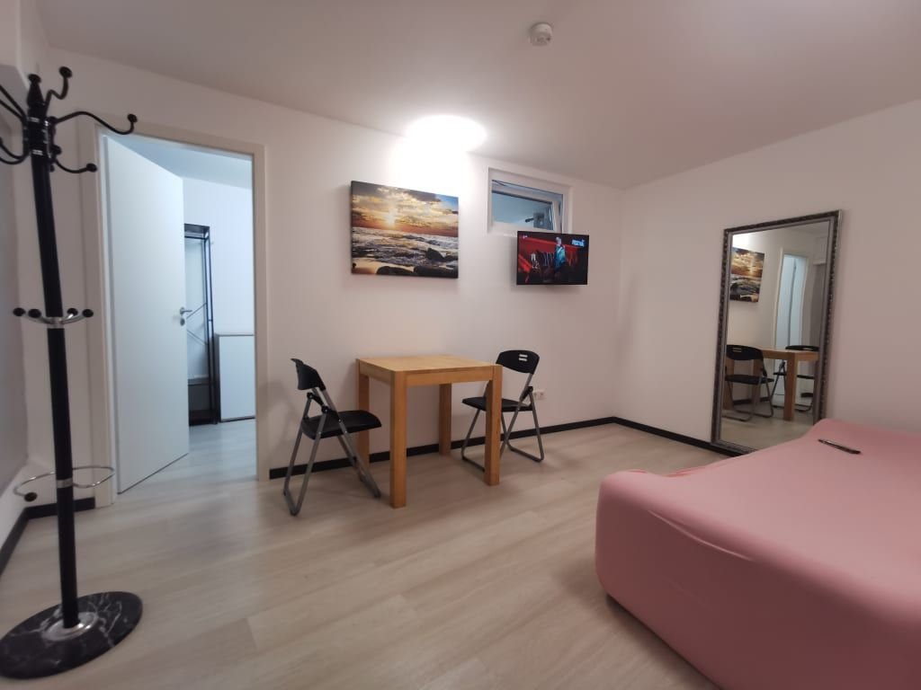 Wohnung zur Miete Wohnen auf Zeit 1.100 € 2 Zimmer 40 m²<br/>Wohnfläche 01.03.2025<br/>Verfügbarkeit Mozartstraße Eil Köln 51145