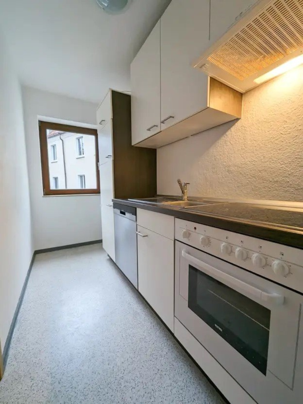 Wohnung zur Miete 680 € 2 Zimmer 50 m²<br/>Wohnfläche ab sofort<br/>Verfügbarkeit Rotscheibengasse 2 Innenstadt Würzburg 97070