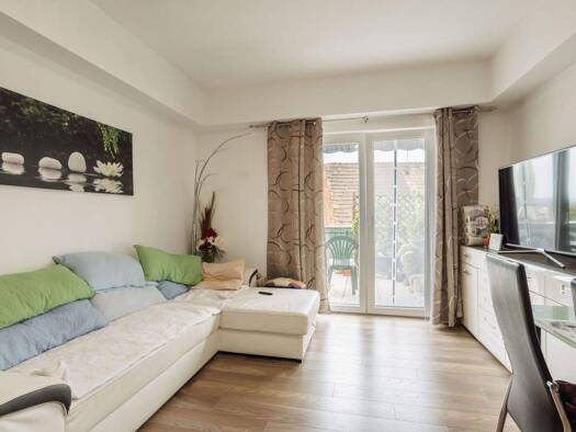 Sonstiges zum Kauf als Kapitalanlage geeignet 399.000 € 12 Zimmer 300 m² 800 m² Grundstück Straß in der Steiermark 8472