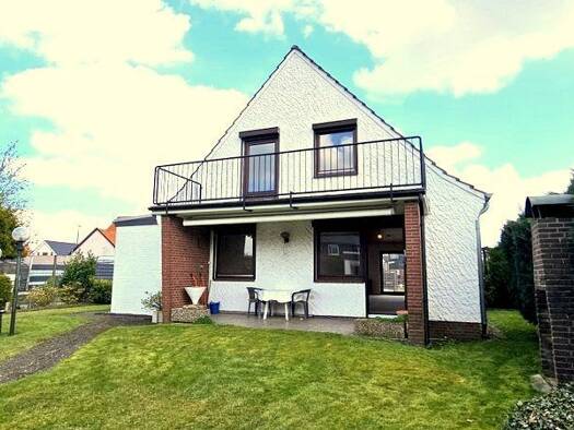 Einfamilienhaus zum Kauf provisionsfrei 275.000 € 5 Zimmer 130 m² 497 m² Grundstück frei ab sofort Berliner Straße 141 A Stickgras/Annenriede Delmenhorst 27751
