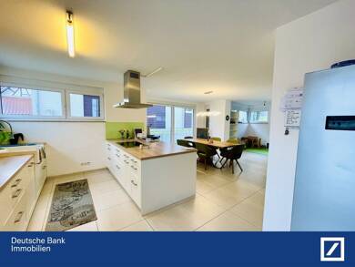 Einfamilienhaus zum Kauf 8 Zimmer 265 m² 554 m² Grundstück frei ab sofort Unterensingen 72669