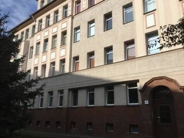 Wohnung zur Miete 510 € 2,5 Zimmer 63,4 m² 3. Geschoss frei ab 02.09.2026 Posadowskyanlagen 4 Reudnitz-Thonberg Südost 04317