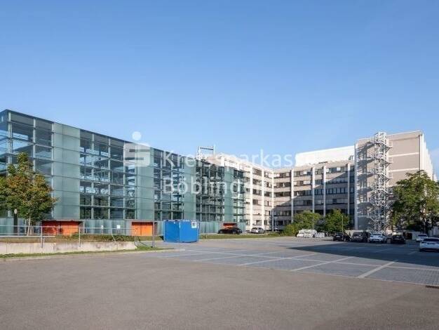 Büro zur Miete provisionsfrei 10 € teilbar ab 286 m² Ost Sindelfingen 71065