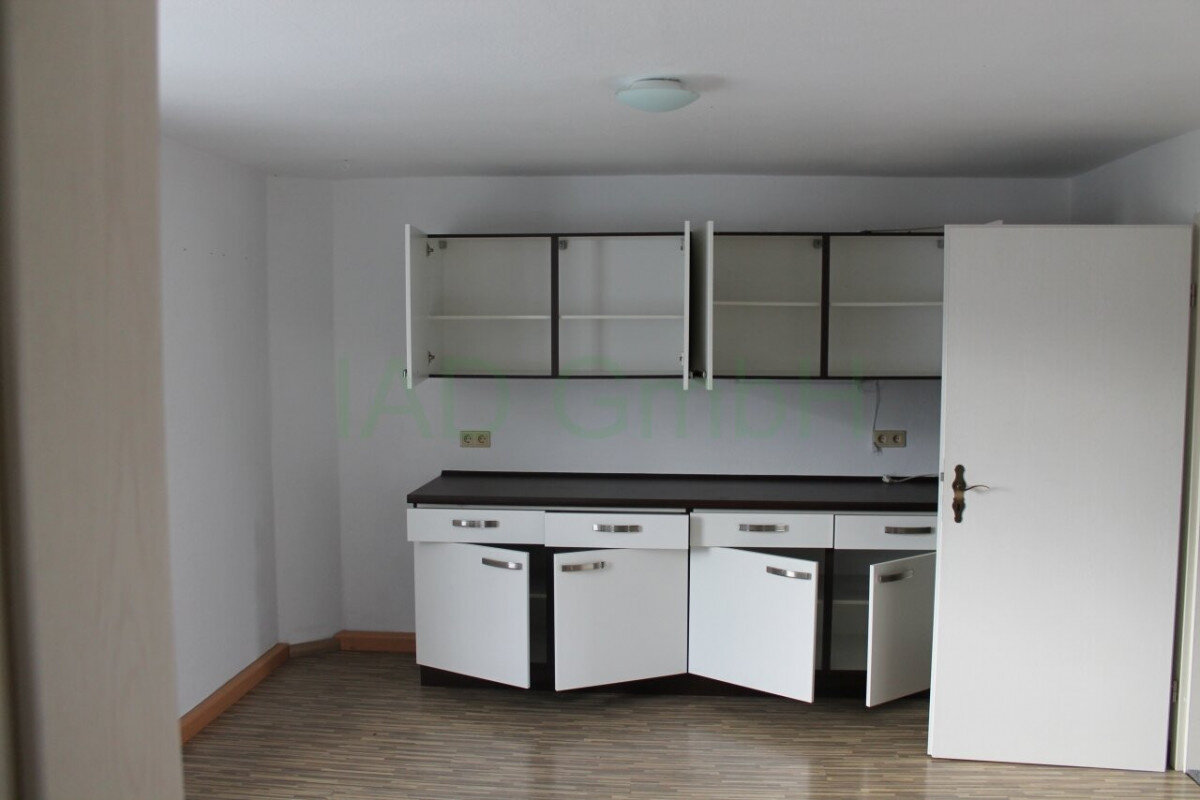 Reihenmittelhaus zum Kauf 220.000 € 8 Zimmer 212 m²<br/>Wohnfläche 500 m²<br/>Grundstück Merka Großdubrau 02694