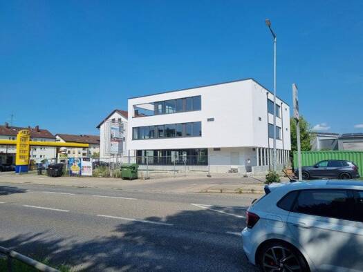 Bürogebäude zur Miete - Erstbezug 5.040 € 376,5 m² Bürofläche teilbar ab 190 m² Ravensburgerstr. 67 Friedrichshafen 88046