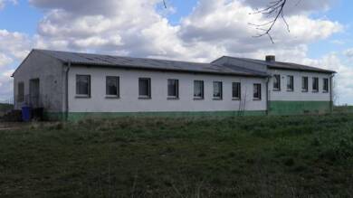 Land-/Forstwirtschaft zum Kauf als Kapitalanlage geeignet 190.000 € 10 Zimmer 390 m² 1.650 m² Grundstück Ernst-Thälmann-Strasse 35 A  , OT Niederjesar Niederjesar Fichtenhöhe 15306