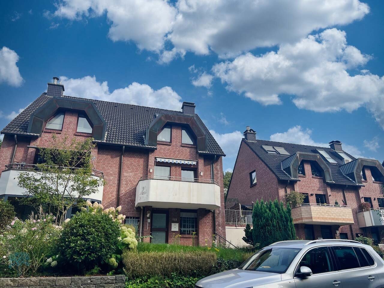 Doppelhaushälfte zum Kauf 449.000 € 6 Zimmer 155,7 m²<br/>Wohnfläche 291 m²<br/>Grundstück Rauental Wuppertal 42389