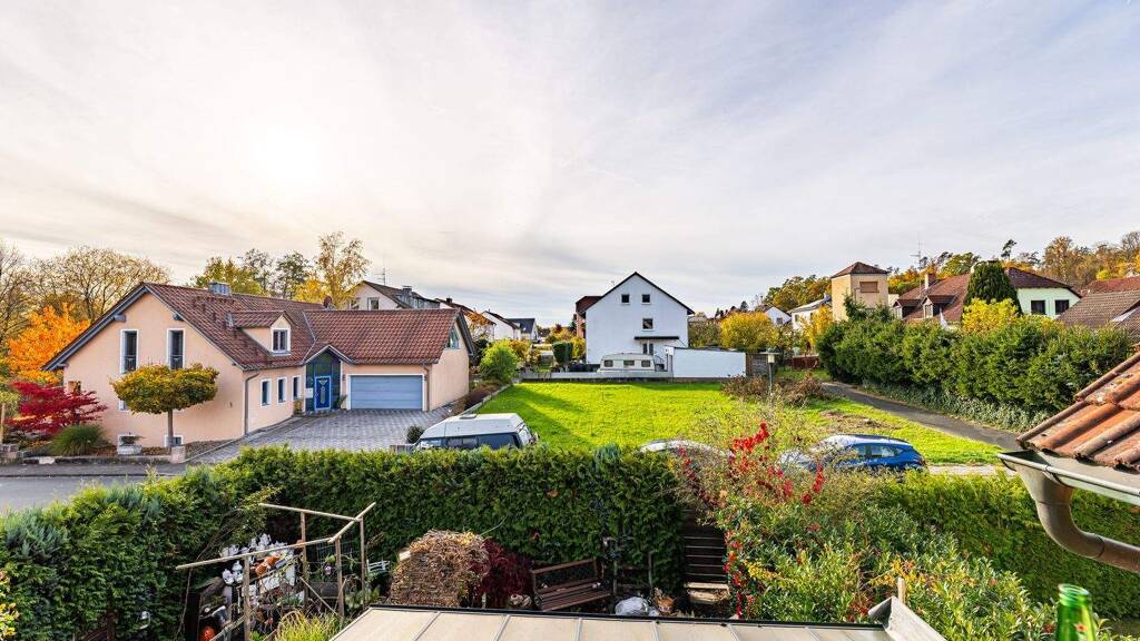 Maisonette zum Kauf 320.000 € 3,5 Zimmer 110 m² 1. Geschoss Ammerndorf 90614