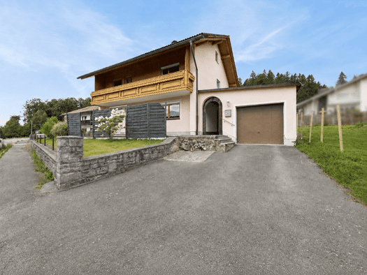 Einfamilienhaus zum Kauf 249.000 € 5 Zimmer 143,8 m² 754 m² Grundstück Spiegelau Spiegelau 94518