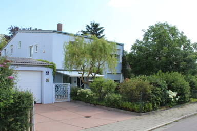 Haus zum Kauf provisionsfrei 575.000 € 9 Zimmer 200 m² 770 m² Grundstück Lappersdorf Lappersdorf 93138