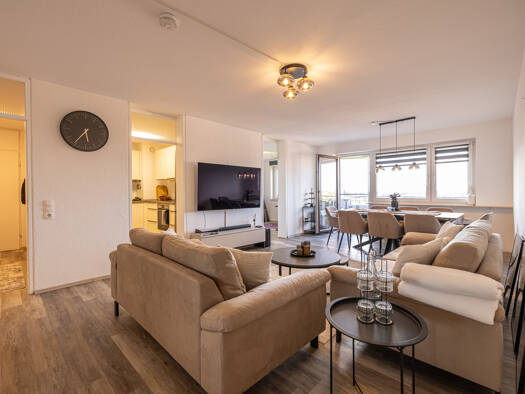 Wohnung zum Kauf 225.000 € 3 Zimmer 85 m² 6. Geschoss frei ab 01.12.2025 Oberderdingen 75038
